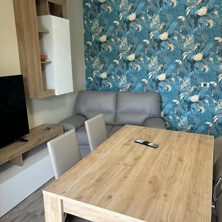 A 200 M Dalla Riva Holiday home