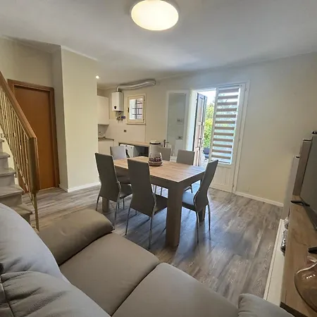 度假居 A 200 M Dalla Riva 利多克拉西